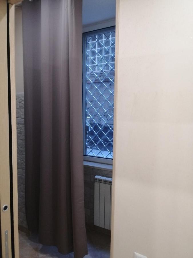 Ad Un Passo Dal Duomo "2" Apartment Naples Exterior photo